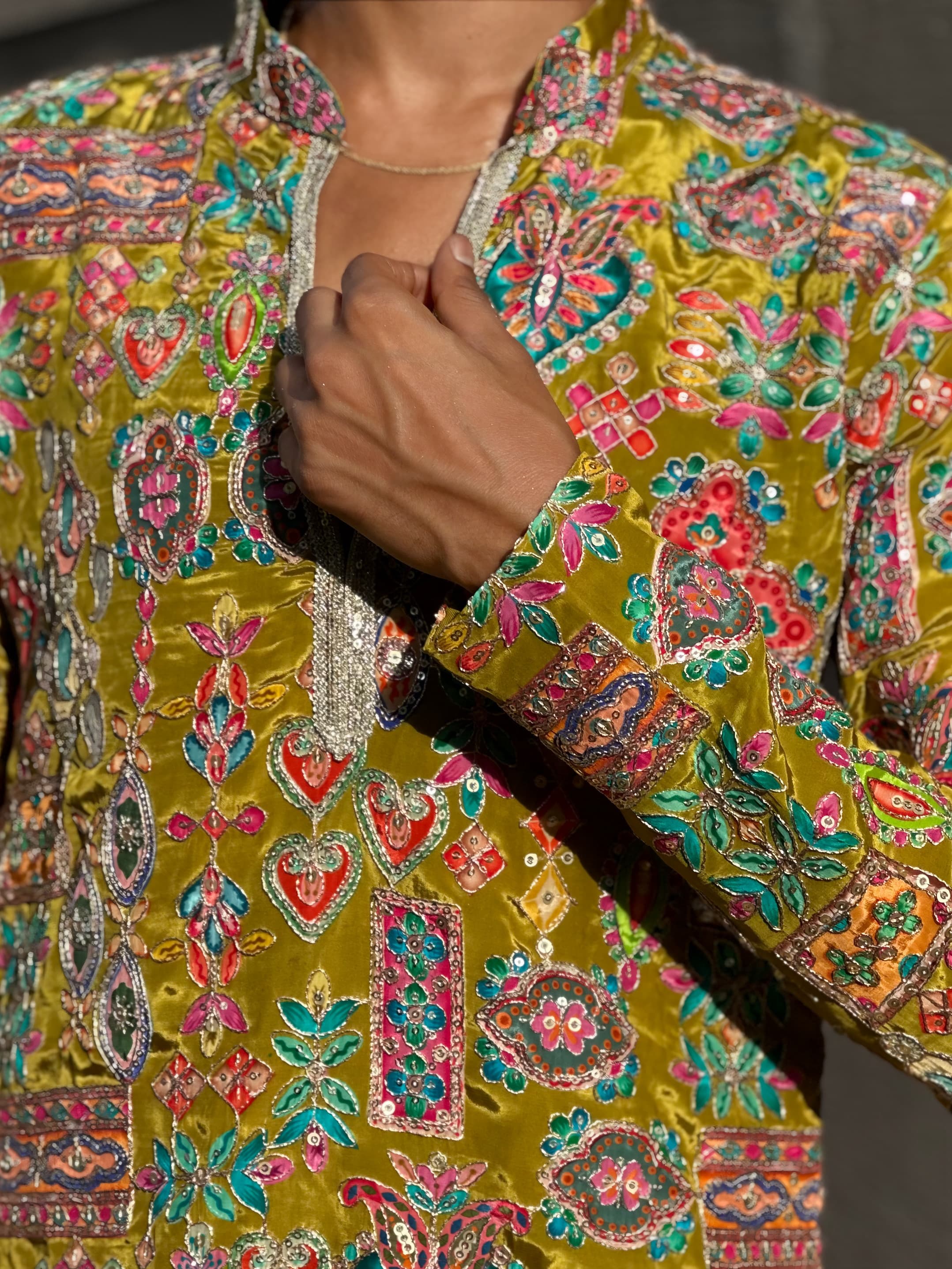 DWAARIK PREMIUM MENSWEAR